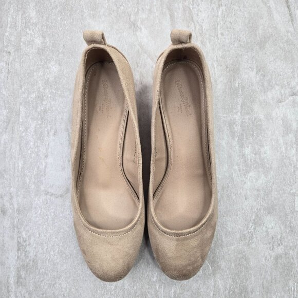 Universal Thread Pumps Size 7.5 Tan Minimalist Career Work Low Block Heel Shoes - Picture 2 of 11